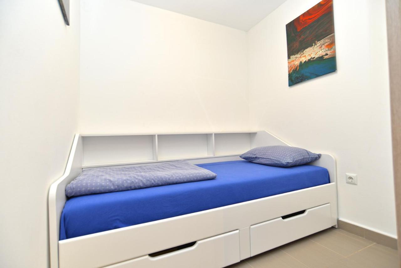 Apartments Volf 1405 Peroj Ngoại thất bức ảnh